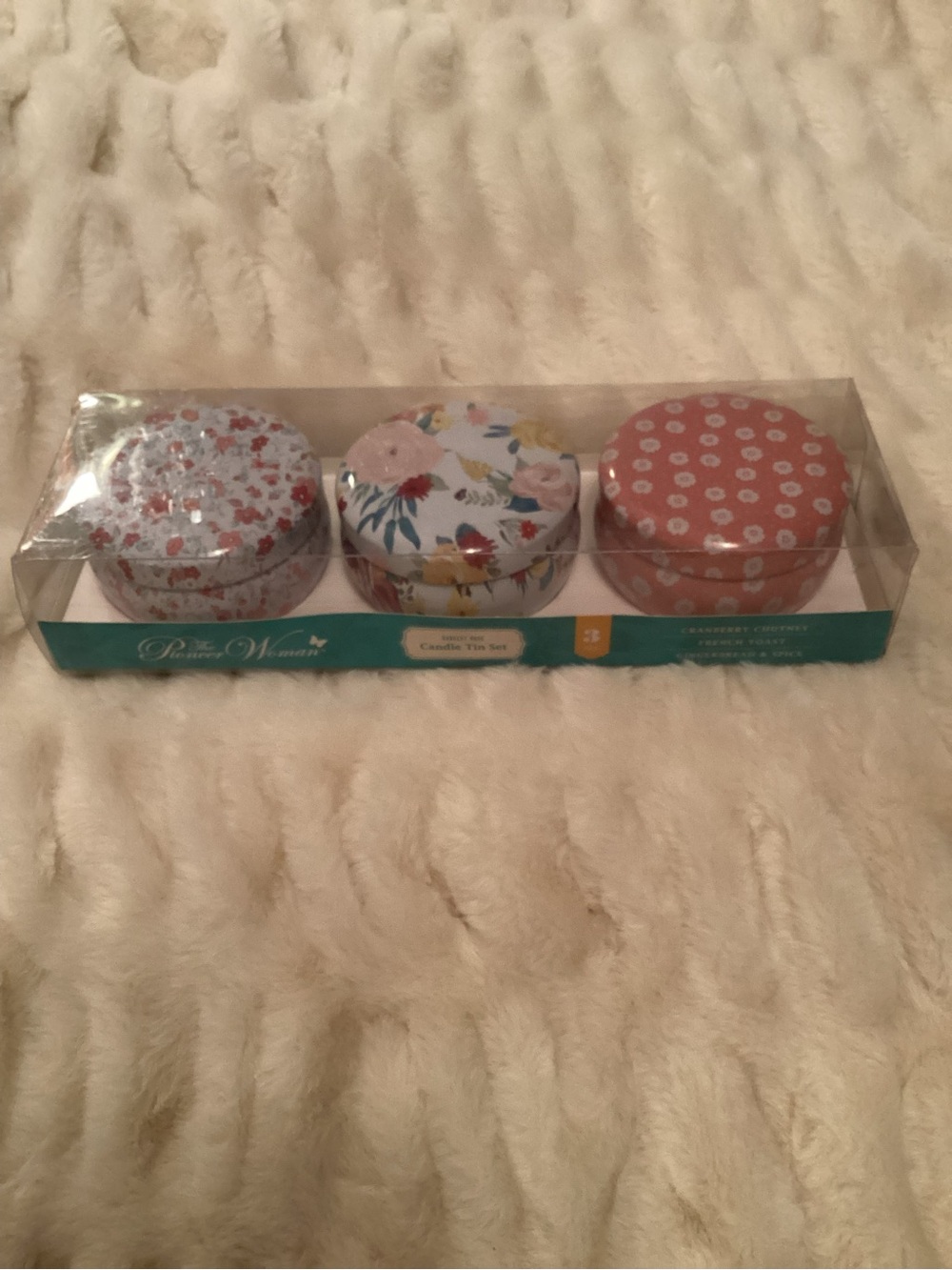 Pioneer Woman 3-Piece Baked Goods Collection Tin Candles Set